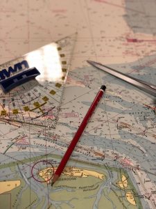 Navigationsbesteck Sportbootführeschein Sportküstenschifferschein